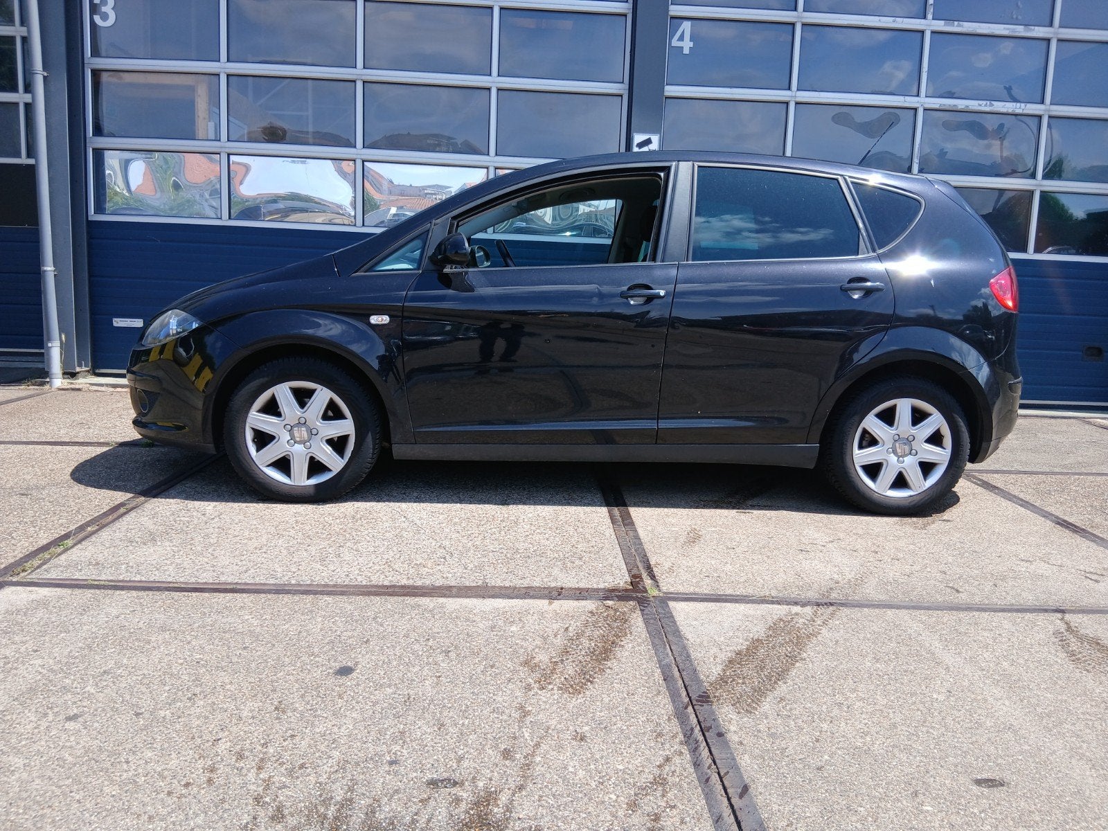 Seat Altea 1.6 75KW 2008 Zwart, Auto's, Seat, 1295 kg, 4 cilinders, Zwart, 1200 kg
