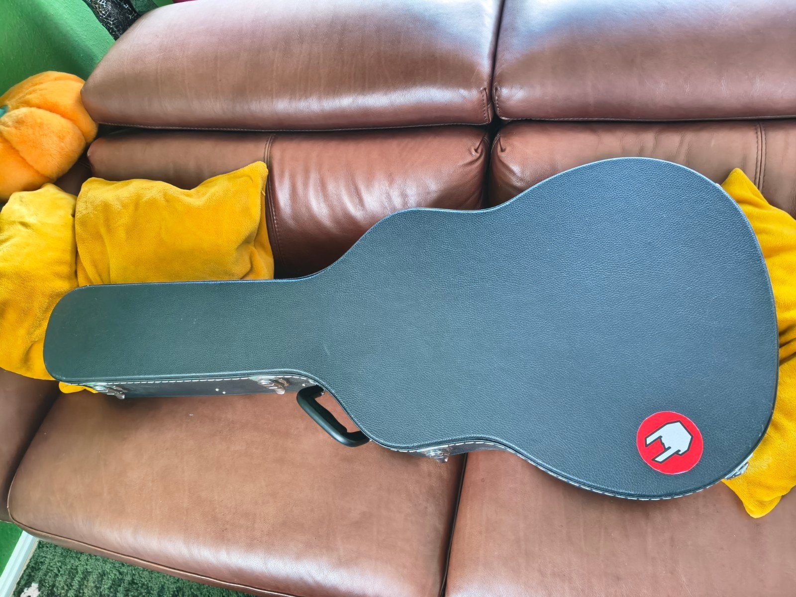Gitaarkoffer, Ophalen, Zo goed als nieuw, Akoestische gitaar