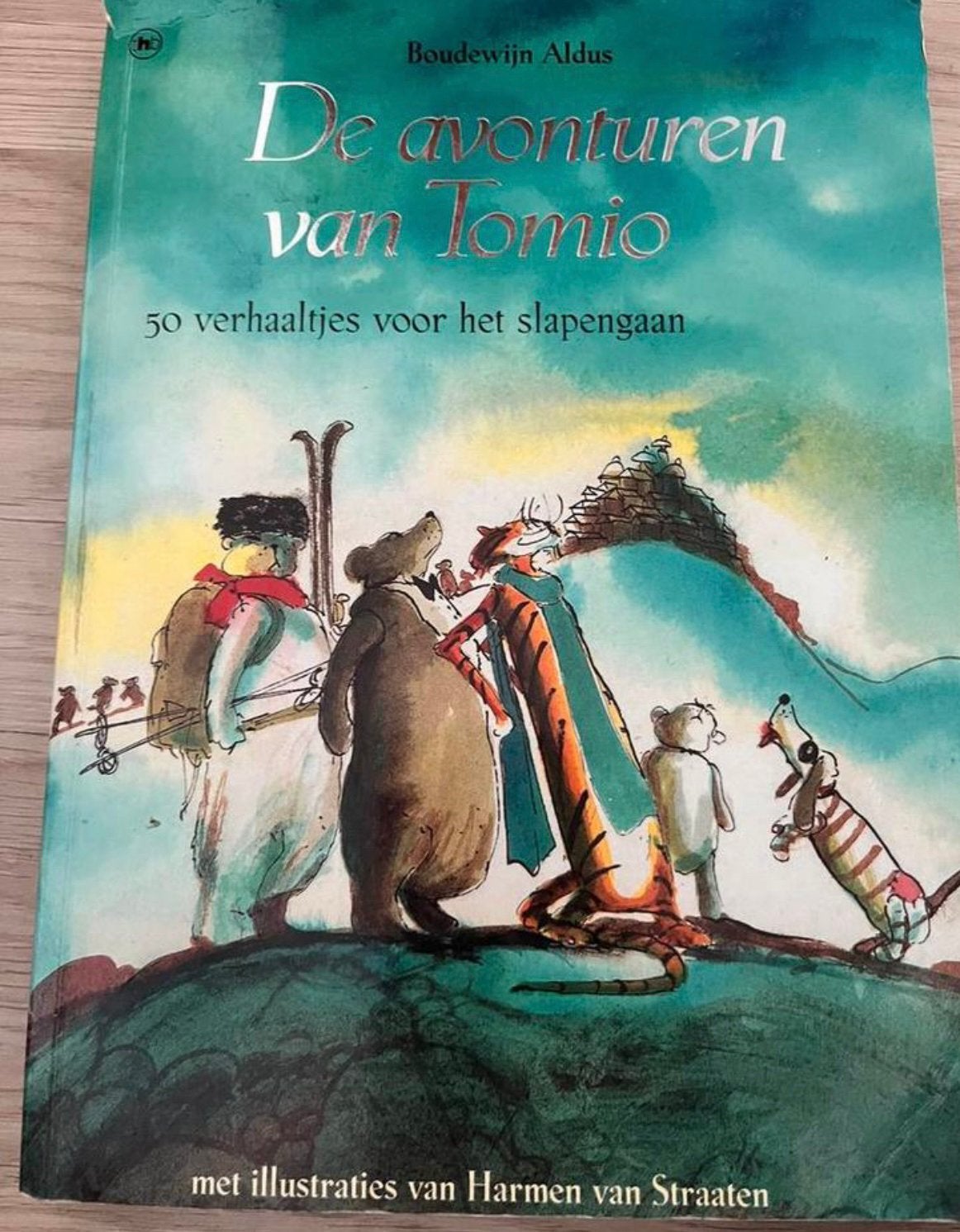 De Avonturen van Tomio - 50 verhaaltjes voor het slapengaan, Boeken, Ophalen of Verzenden, Gelezen