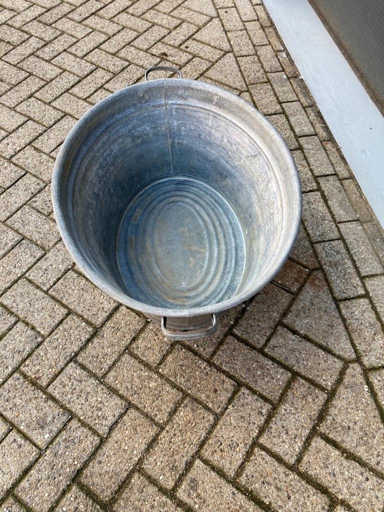 Mooie zinken teil ,in topstaat ,, Ophalen, Gebruikt, Metaal, 30 tot 60 cm