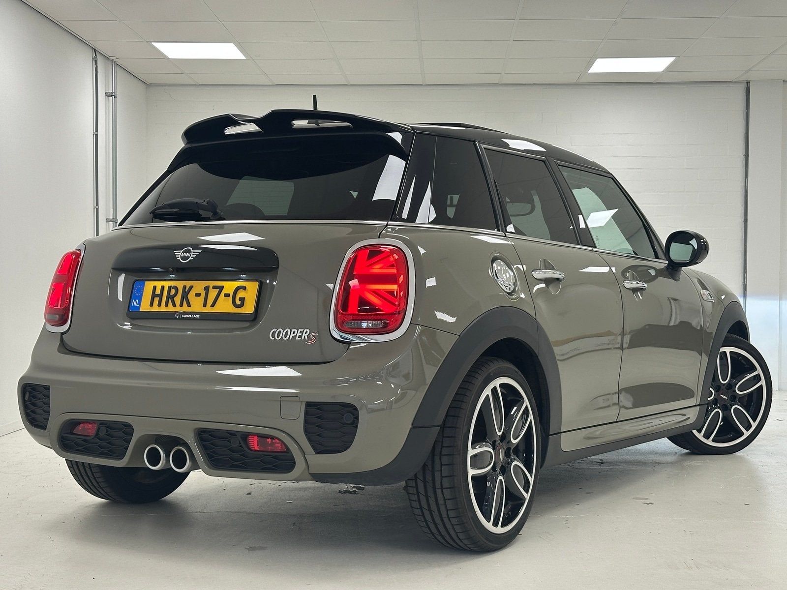 MINI 5-deurs 2.0 Cooper s JCW | Emerald Grey | Harman/Kardon, 1998 cc, Gebruikt, Bedrijf, 1240 kg