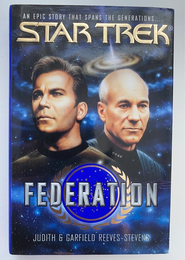 Boek Star Trek - Federation, Ophalen of Verzenden, Gelezen, Diverse auteurs