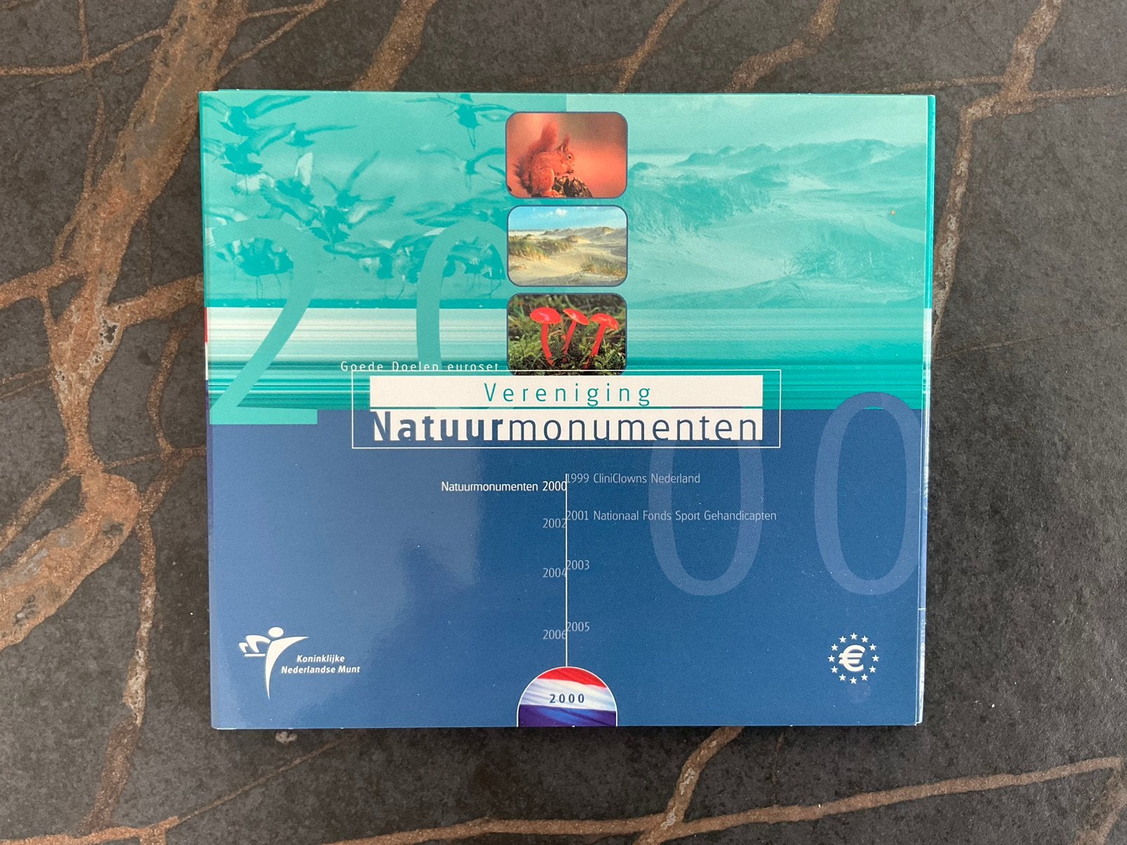 JAARSET EURO 2000 - NATUURMONUMENTEN - BU-kwaliteit, Postzegels en Munten, Munten | Nederland, Ophalen of Verzenden, Koningin Beatrix