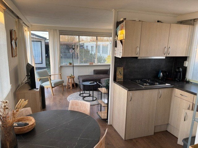 Chalet / Stacaravan – 10 x 3,5 meter - zonder standplaats., Caravans en Kamperen, Stacaravans, Tot en met 4