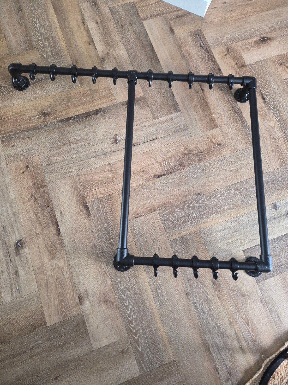 Zelfgemaakte kapstok van steigerbuizen - Industrieel design, Wandkapstok, Nieuw, Ophalen of Verzenden, Minder dan 100 cm