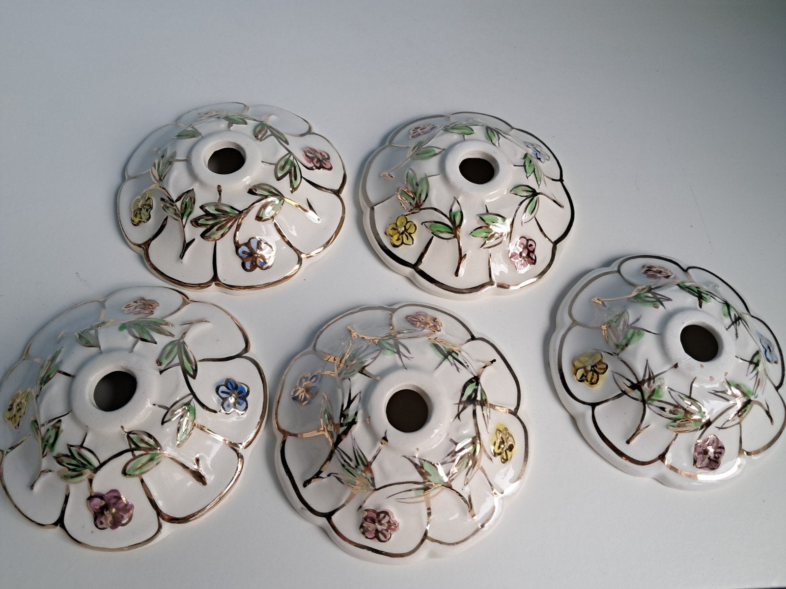 Antieke porseleinen kroonluchter bobeche 5- delig set., Ophalen of Verzenden