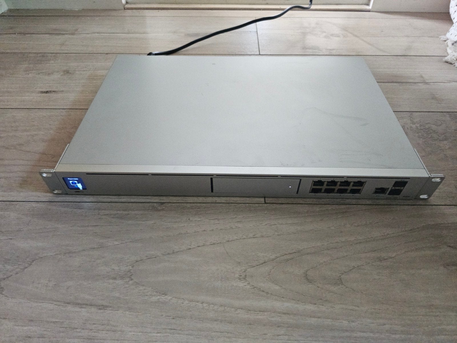 Ubiquiti UniFi Dream Machine Pro (UDM-PRO), Computers en Software, Routers en Modems, Ophalen of Verzenden, Gebruikt, Router met modem