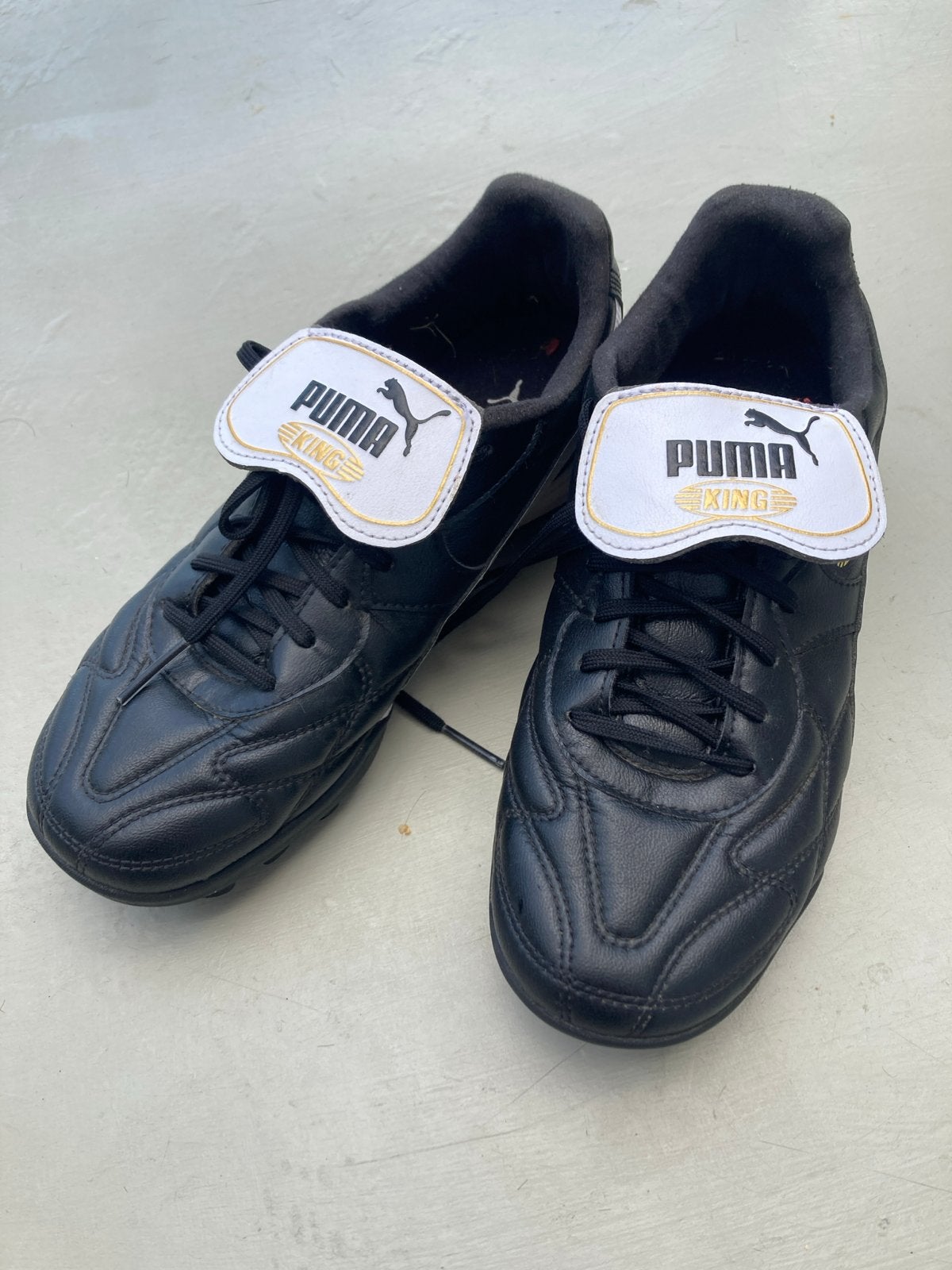 Puma King voetbalschoenen maat 39, Sport en Fitness, Voetbal, Ophalen of Verzenden, Zo goed als nieuw, Schoenen