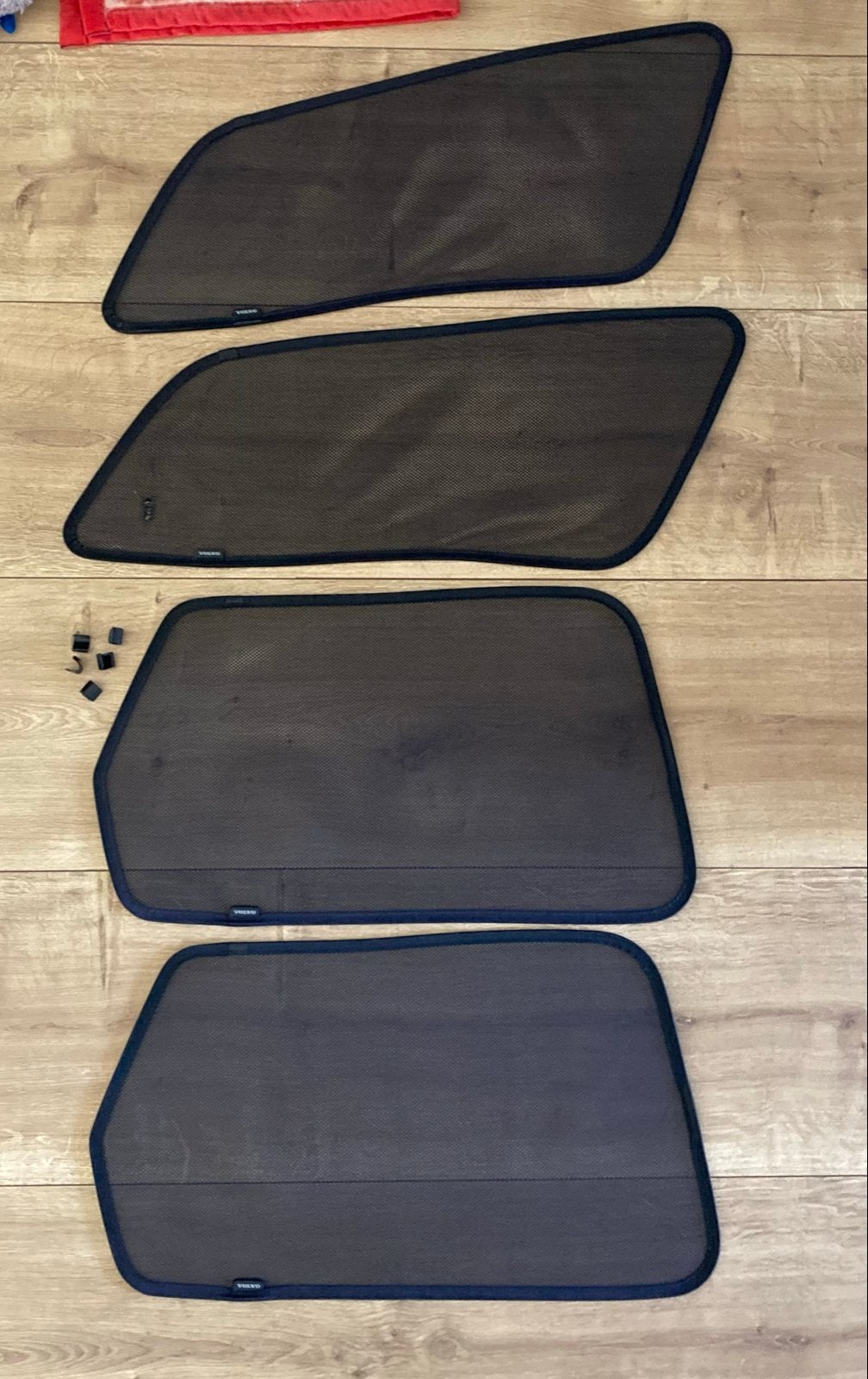 Volvo V50 zonneschermen set (4 stuks) sun shades, Ophalen, Gebruikt