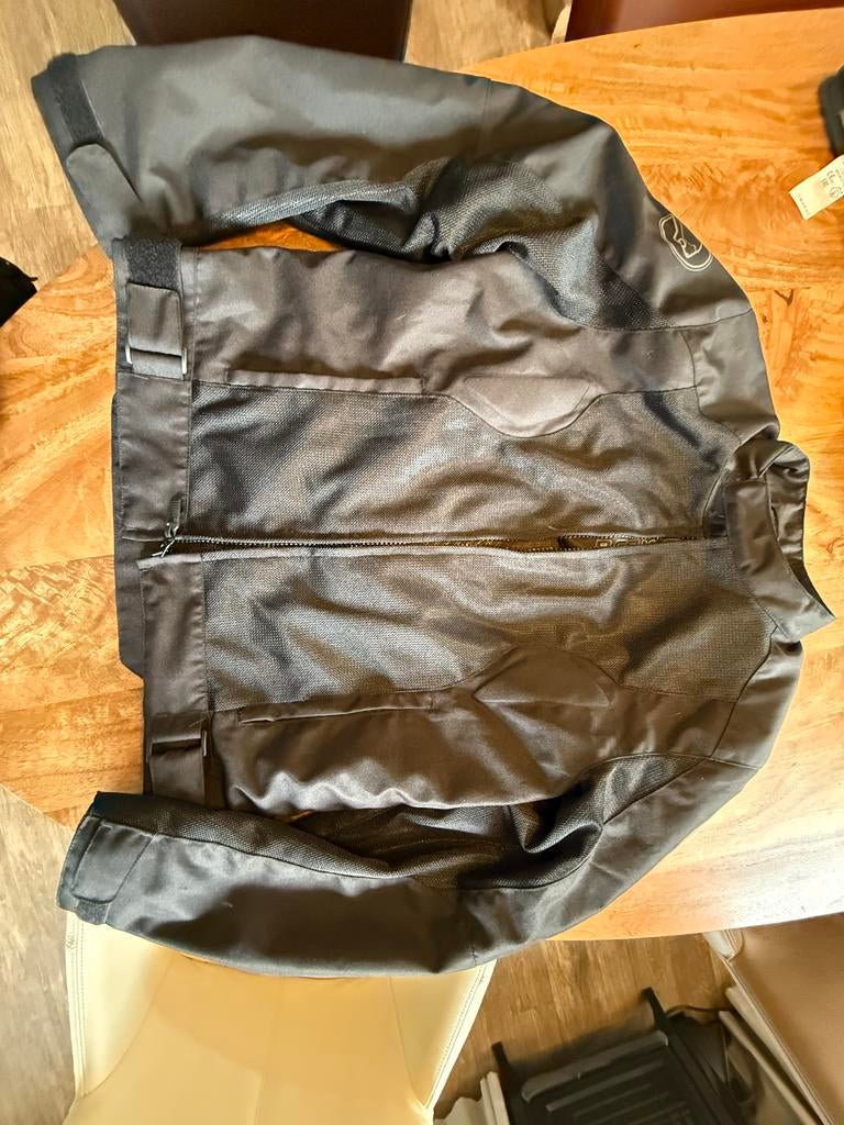 Bering motor doorwaai jas dames zgan maat L, Motoren, Kleding | Motorkleding, Ophalen of Verzenden, Tweedehands, Dames, Jas | textiel