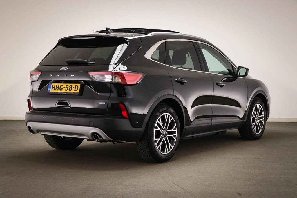 Ford Kuga 2.5 PHEV Titanium X | PANORAMADAK | CAMERA | TREKH, Auto's, Ford, 14 kWh, Gebruikt, 4 cilinders, Met garantie (alle)