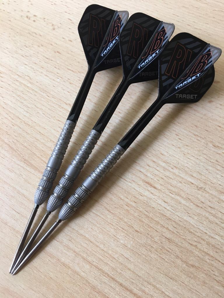 Target Raymond van Barneveld Barney25 darts 23 gram, Ophalen of Verzenden, Gebruikt, Pijlen