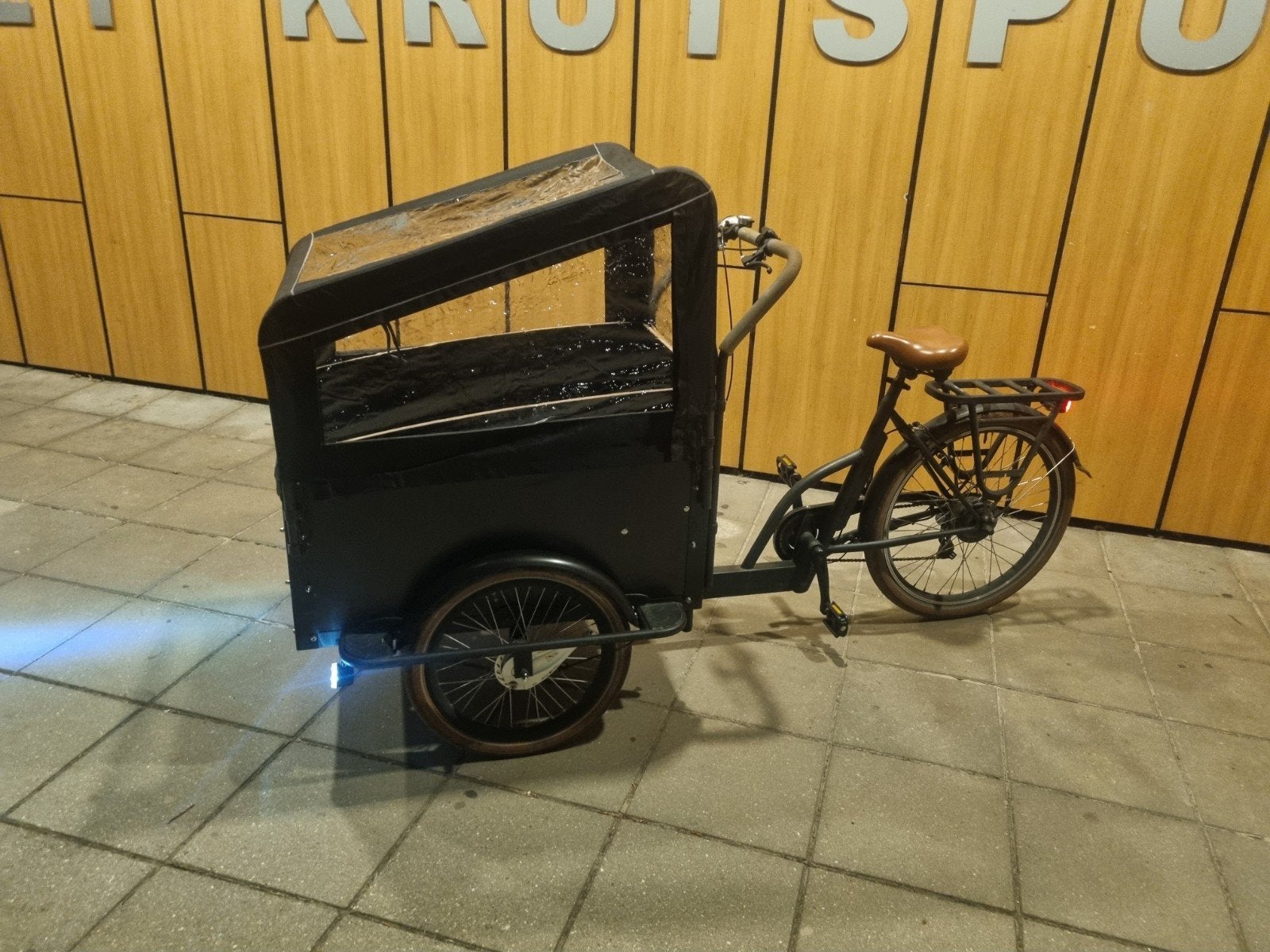 Terra Bakfiets in zeer nette staat, Fietsen en Brommers, Fietsen | Bakfietsen, 4 kinderen of meer, Huif, Zo goed als nieuw, Ophalen