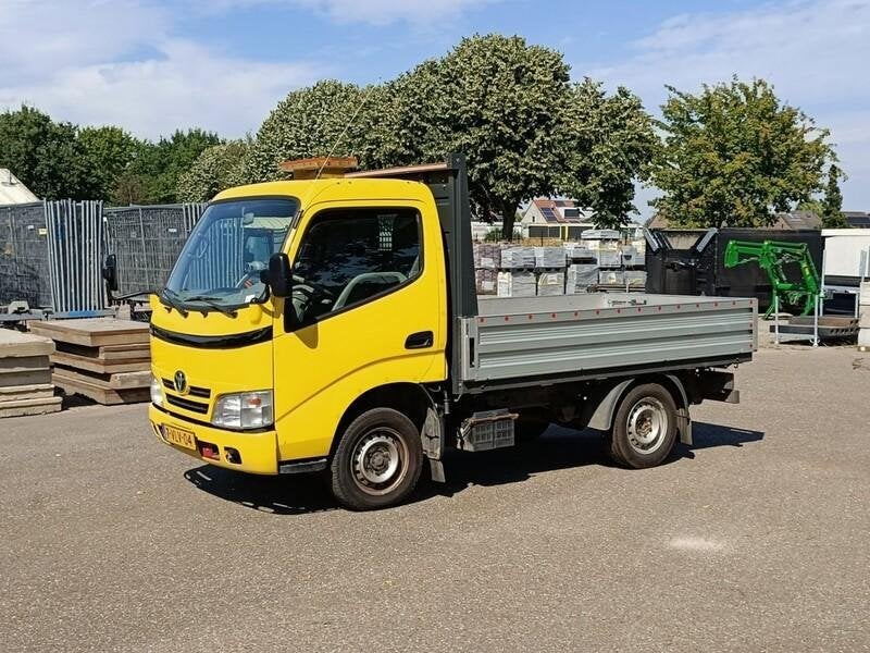 Bedrijfsauto, Toyota, Dyna met open laadbak, 2011, 136 pk, 4 cilinders, 2000 kg, Elektrische ramen