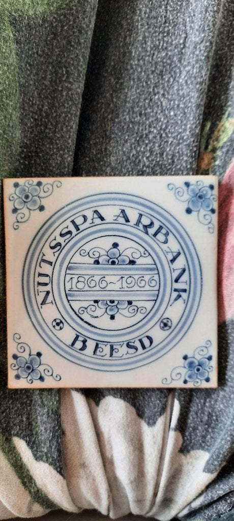 tegeltje nutsspaarbank Beesd - 1866-1966, Ophalen of Verzenden, Zo goed als nieuw, Overige typen