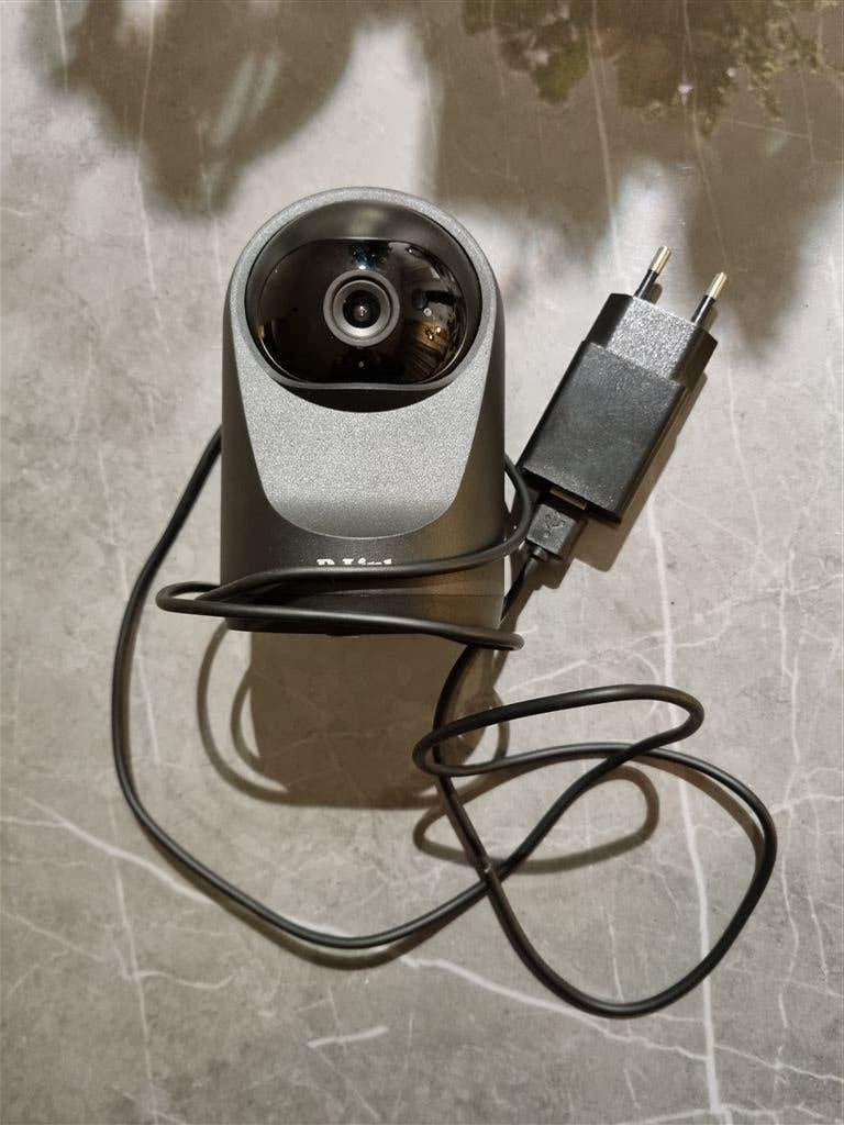 D-Link DCS-6500LH Compact full HD pan & tilt WIFI camera, Ophalen of Verzenden, Zo goed als nieuw, Binnencamera