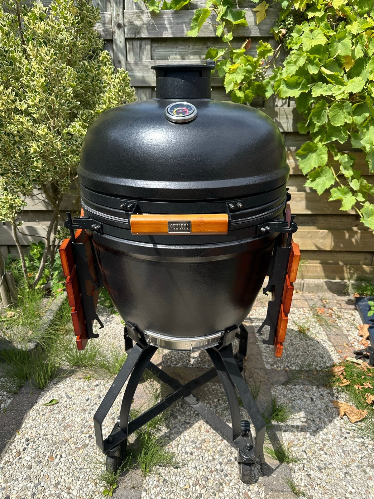 Kamado XL BBQ Grill Bill pro 2/3 met accessoires en kolen, Ophalen, Gebruikt, Grill Bill, Met accessoires