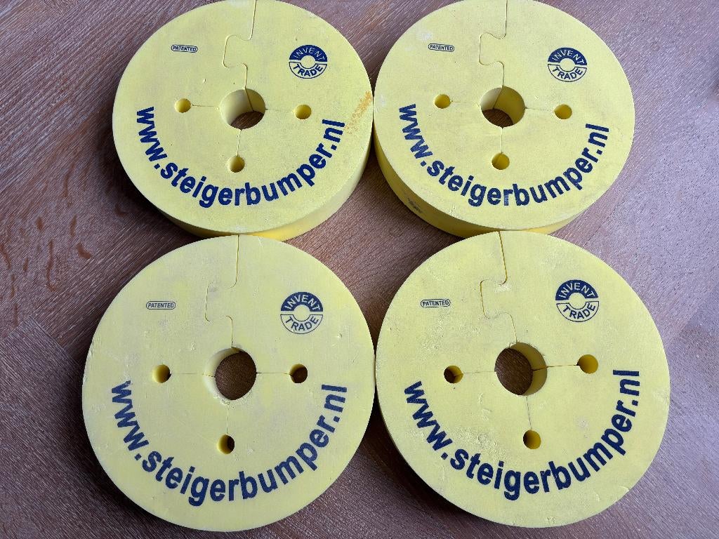 Steigerbumpers 4 stuks diameter 30 cm. Zo goed als nieuw., Ophalen of Verzenden, Zo goed als nieuw, Overige typen, Minder dan 2 meter
