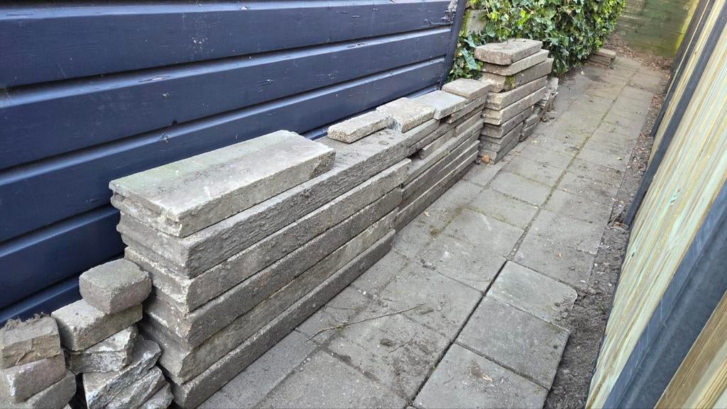 Gebruikte opsluitbanden - Gratis af te halen + 20 euro cash!, Tuin en Terras, Tegels en Klinkers, Ophalen