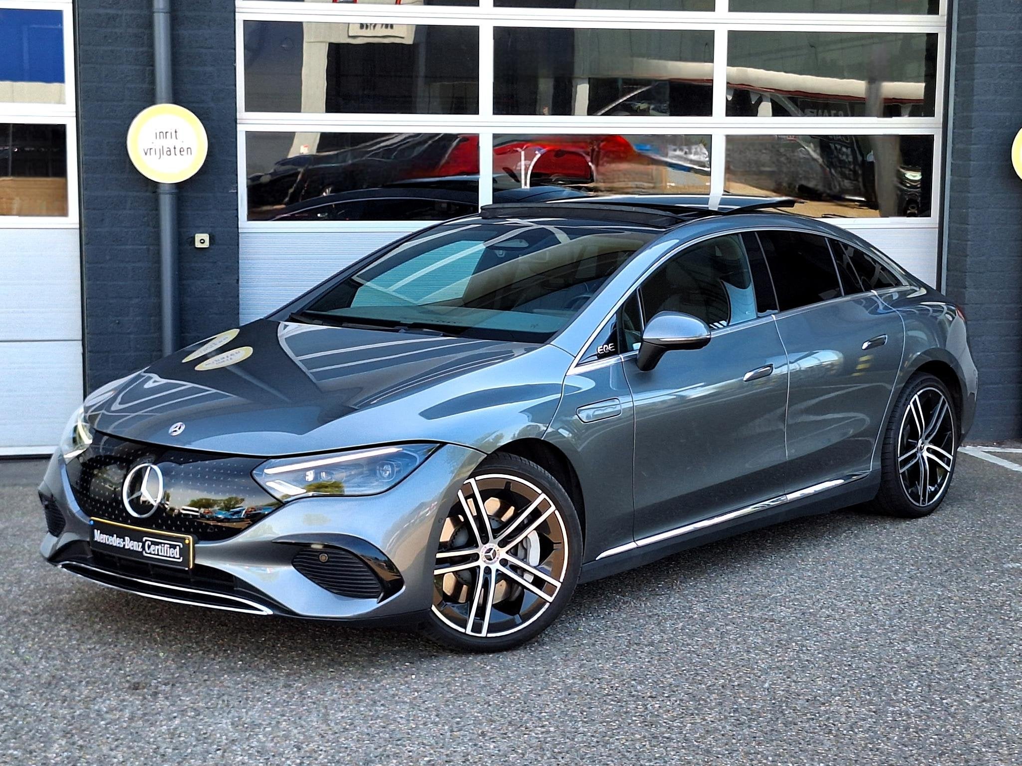 Mercedes-Benz EQE 300 Luxury Line | Panoramadak | AIRMATIC L, Auto's, Automaat, Automatische klimaatregeling, Gebruikt, 89 kWh