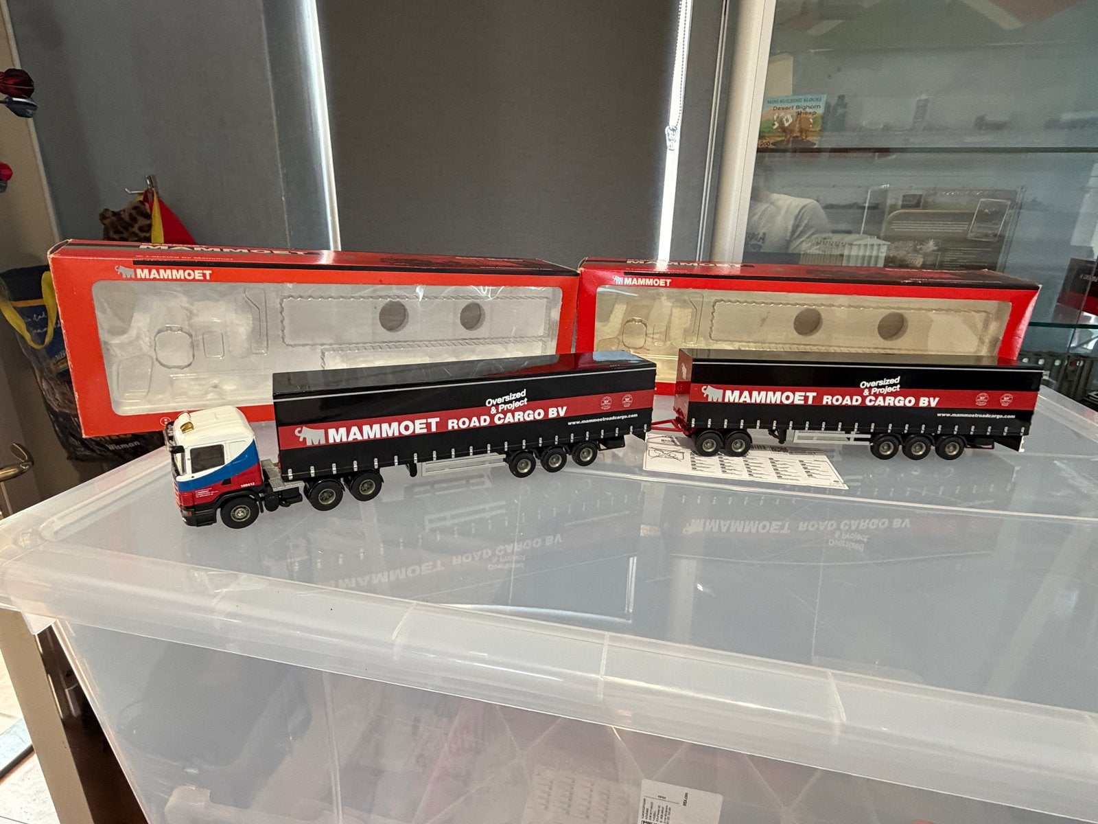 Liontoys/Tematoys Mammoet Scania Roadtrain Road Cargo, Ophalen of Verzenden, Zo goed als nieuw, Bus of Vrachtwagen