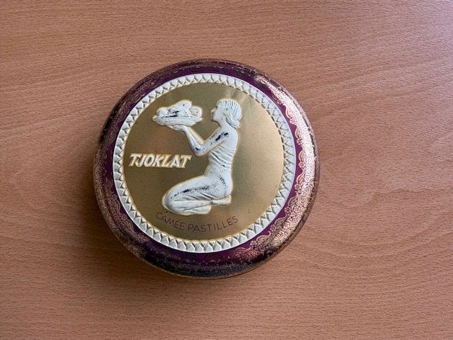 Vintage Tjoklat Camée Pastilles blikje, Ophalen of Verzenden, Gebruikt, Overige, Overige merken