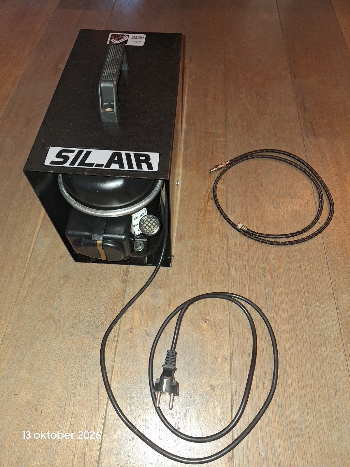 sil.air compressor, Ophalen, 6 tot 10 bar, Zo goed als nieuw, Minder dan 200 liter/min