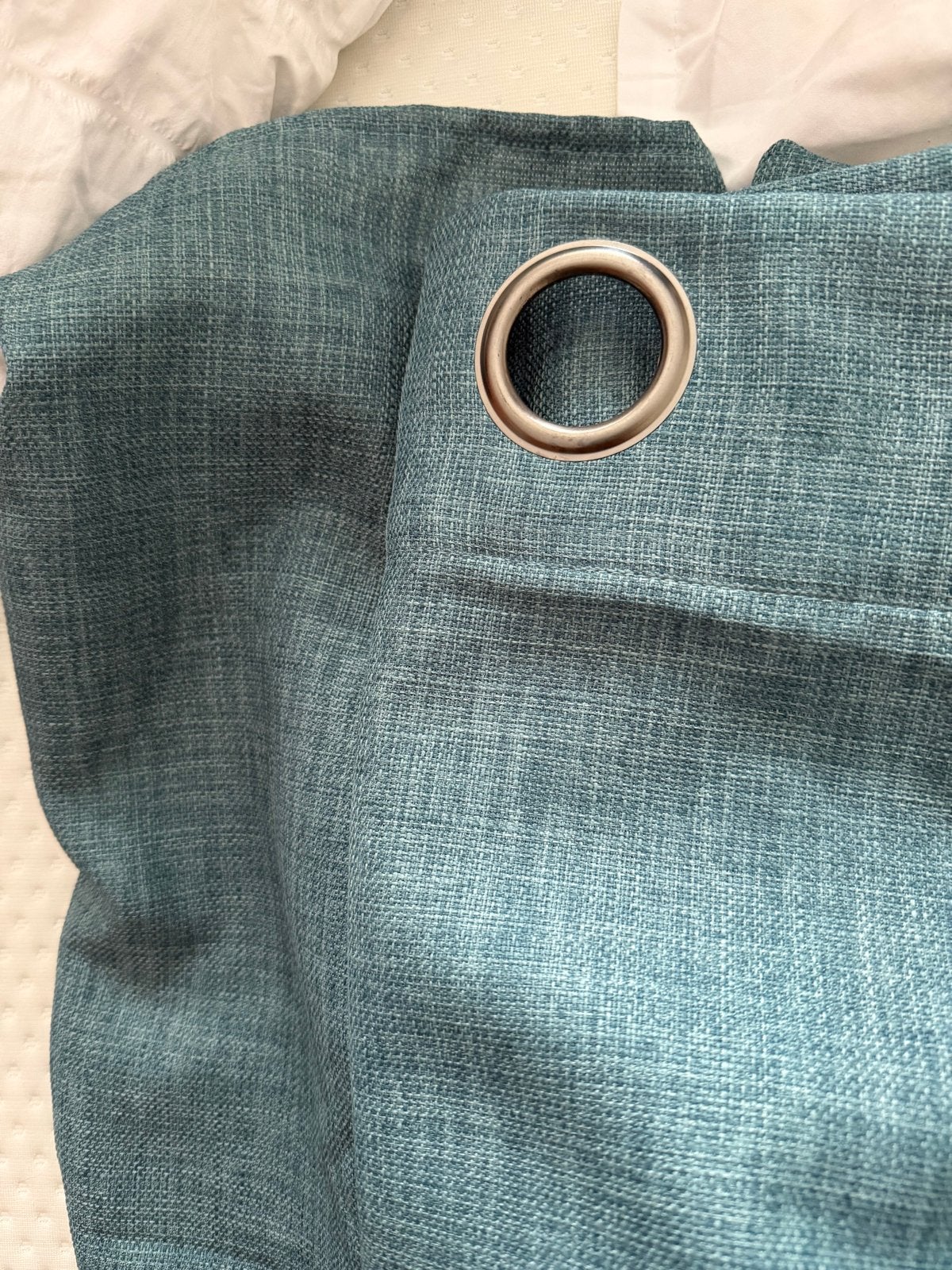 Turquoise/blauwe gordijnen, kant en klaar, zelf in te korten, Blauw, Ophalen of Verzenden, Zo goed als nieuw, Gordijn