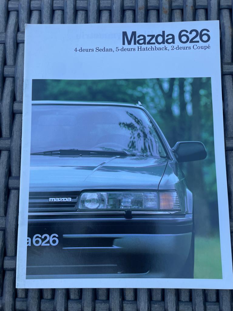 Mazda 626 Brochure (4-deurs Sedan, 5-deurs Hatchback, 2-deur, Ophalen of Verzenden, Zo goed als nieuw, Mazda