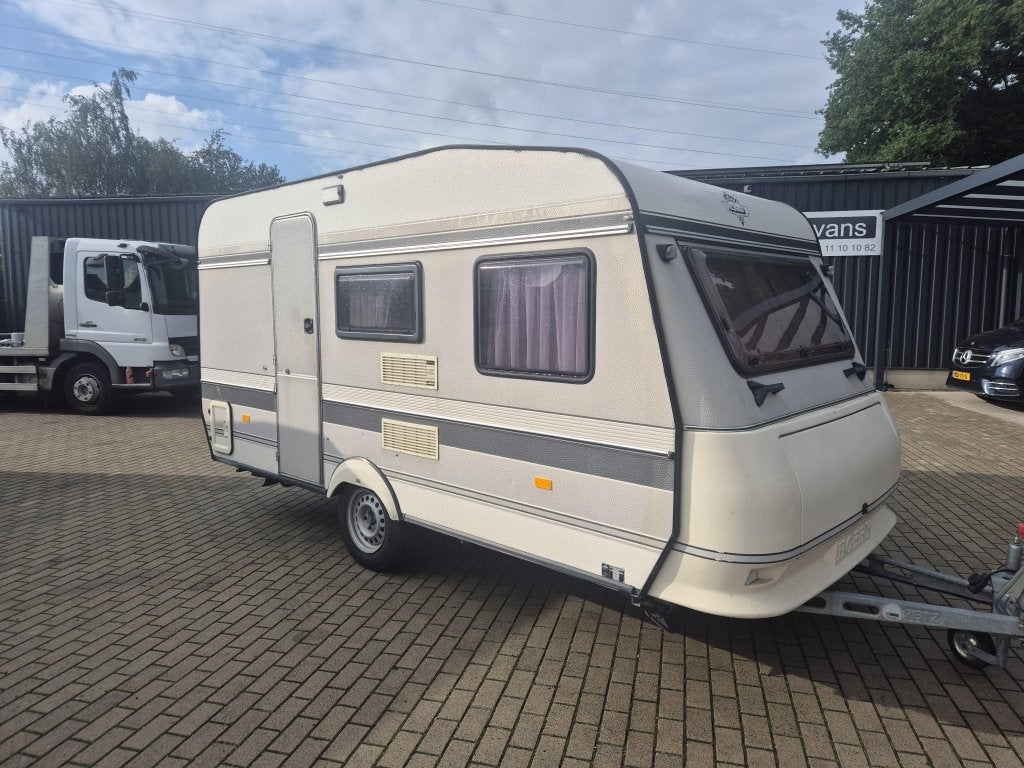 Hobby Classic 420 TM + voortent + Luifel + Toilet, Hobby, Bedrijf, Treinzit, 750 - 1000 kg