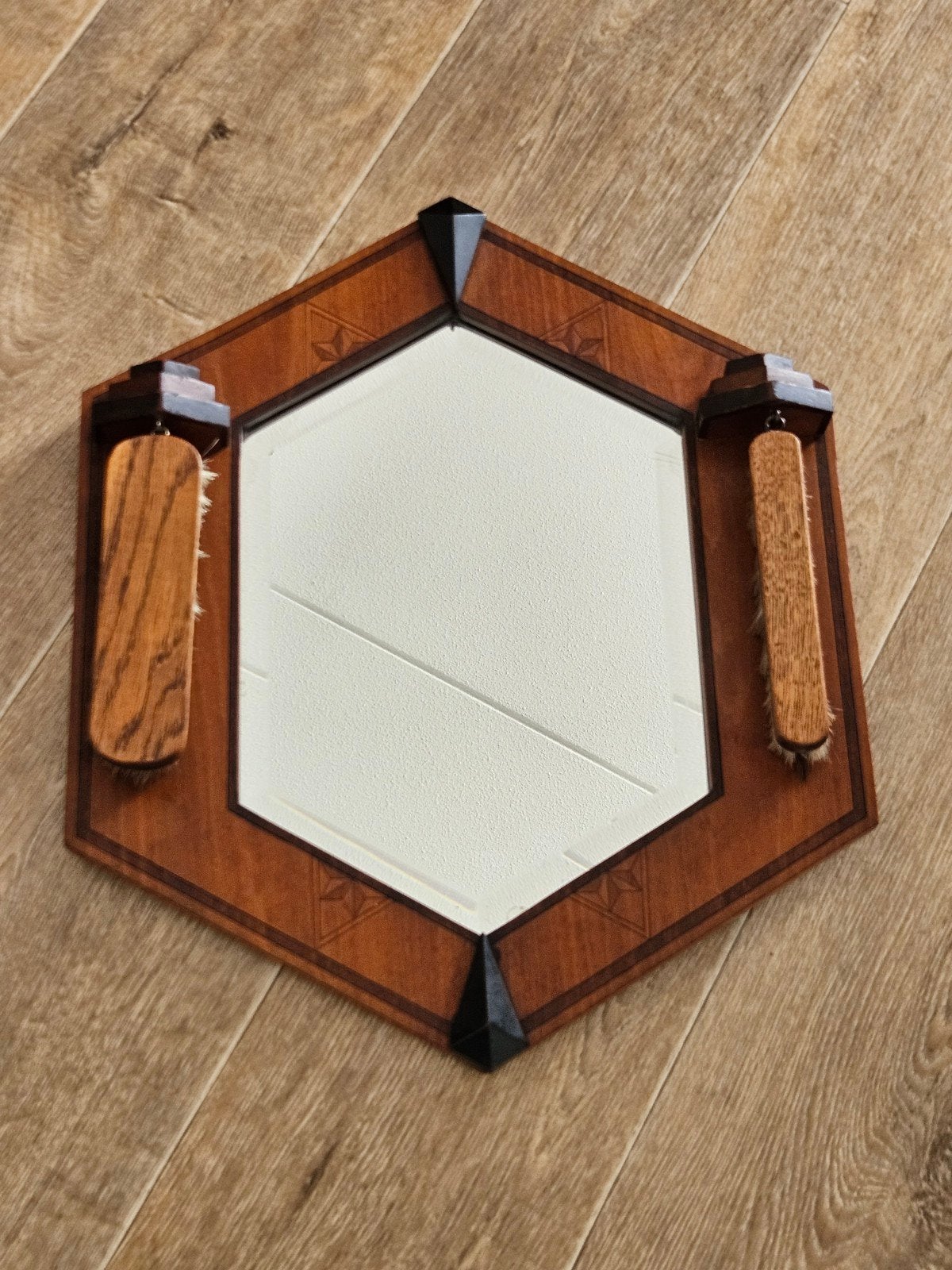 Amsterdamse school spiegel met 2 borstels, Ophalen, Rechthoekig, Minder dan 50 cm