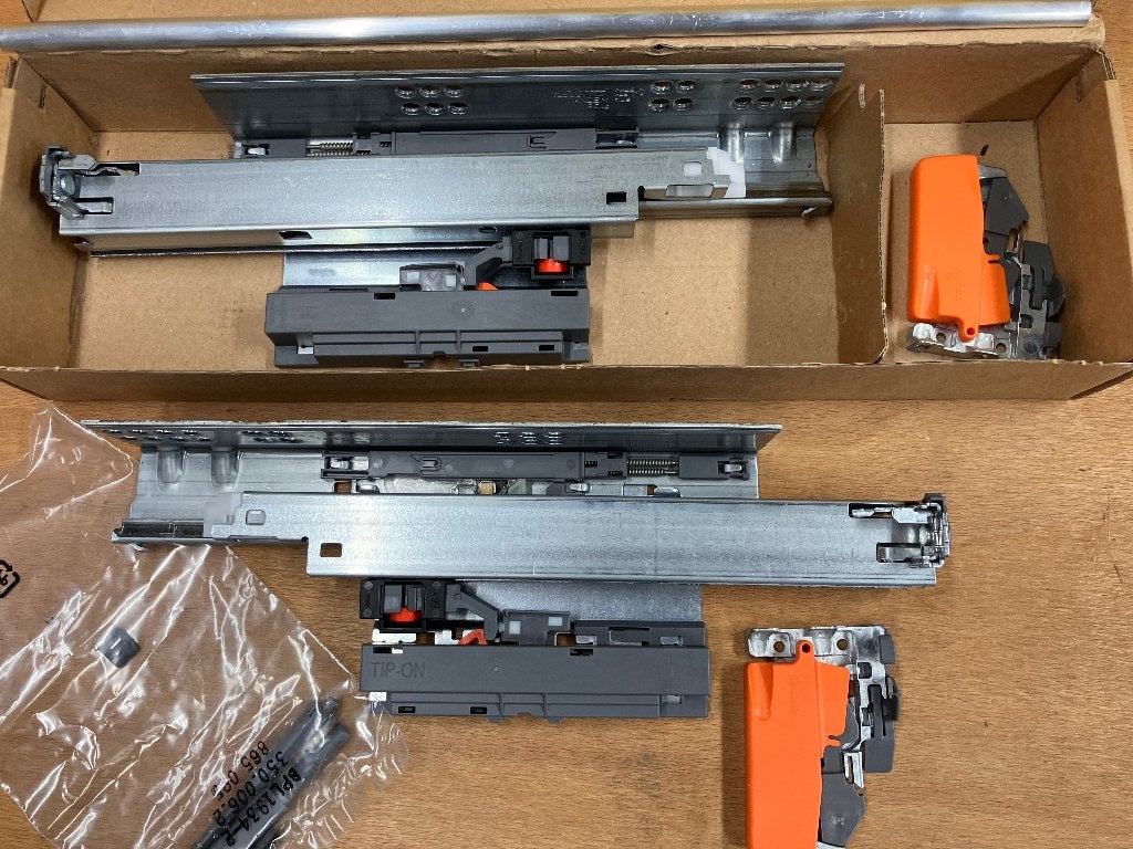 BLUM 560H 300 Tip on ladegeleiders nieuw, Huis en Inrichting, Keuken | Keukenelementen, Minder dan 50 cm, 200 cm of meer, Nieuw