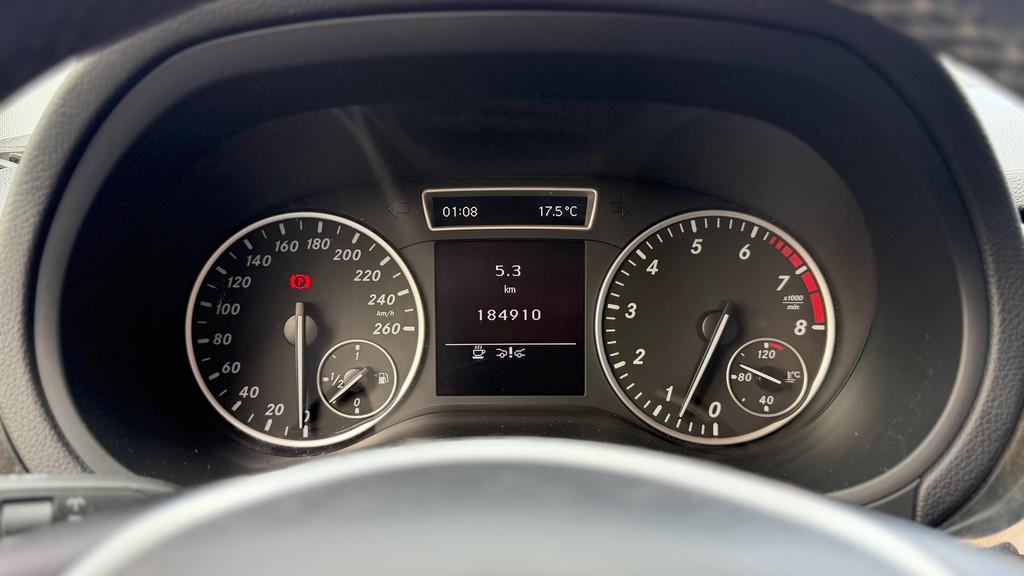 Mercedes-Benz B-klasse 200 Trekhaak|17'LMV, Auto's, Mercedes-Benz, Voorwielaandrijving, Euro 5, Gebruikt, 1295 kg