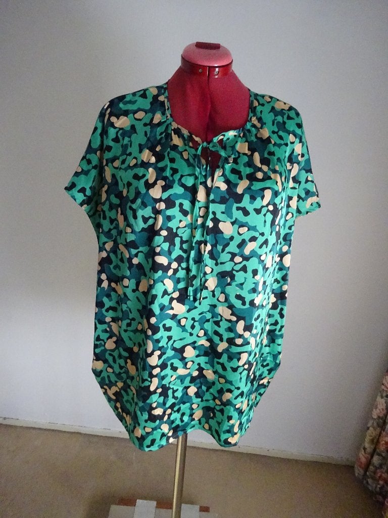 Norah top mt 48, Kleding | Dames, Overige kleuren, Verzenden, Shirt of Top, Zo goed als nieuw