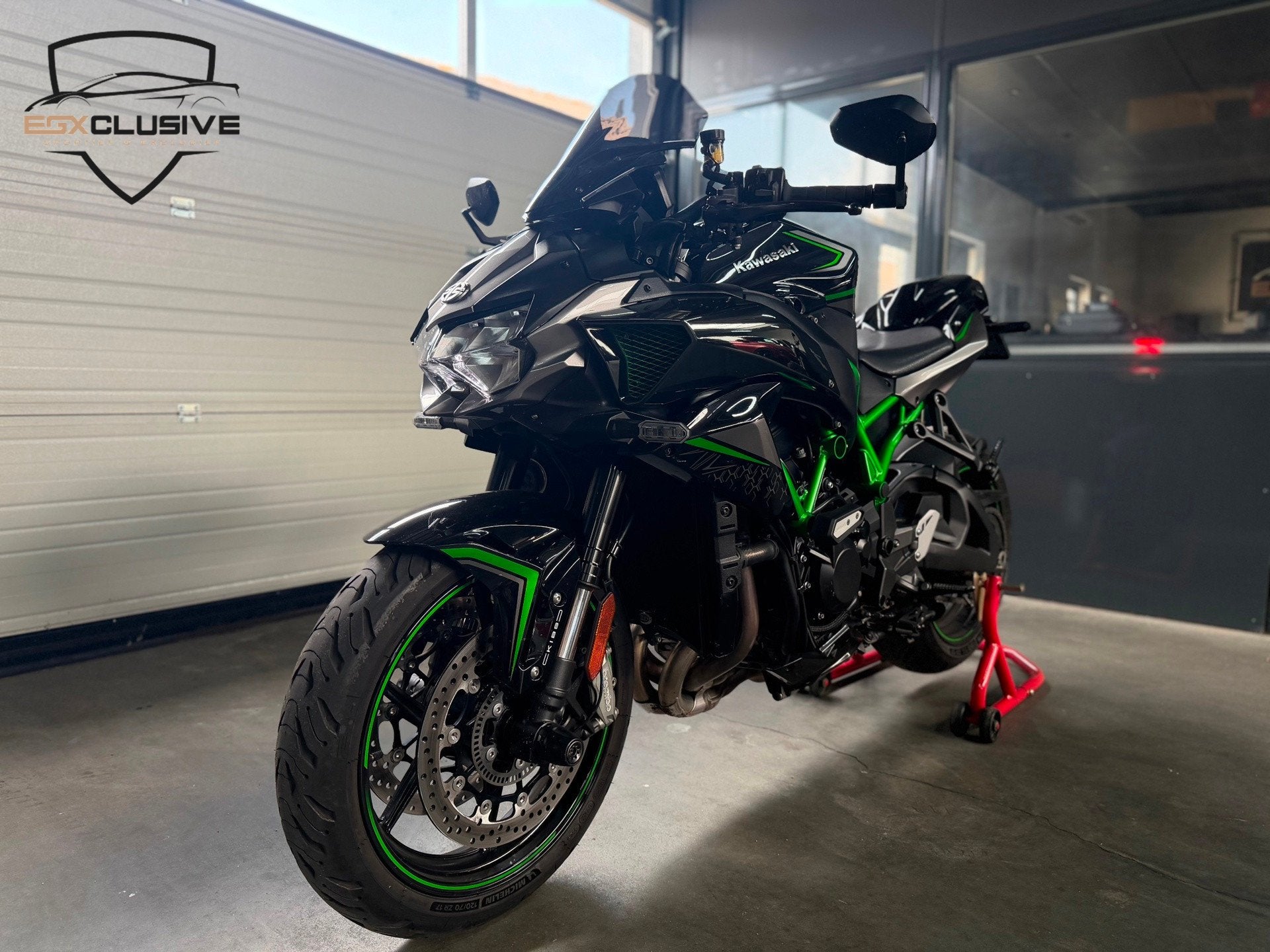 Kawasaki Tour Z H2 SUPERCHARGED|SCORPION|TOP STAAT|ZH2|, Bedrijf, Meer dan 35 kW, Toermotor, LED Verlichting