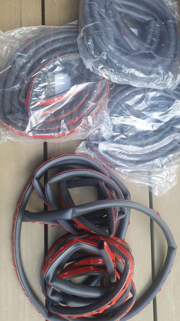 15 meter zelfklevende afdichtingsrubber, Ophalen of Verzenden