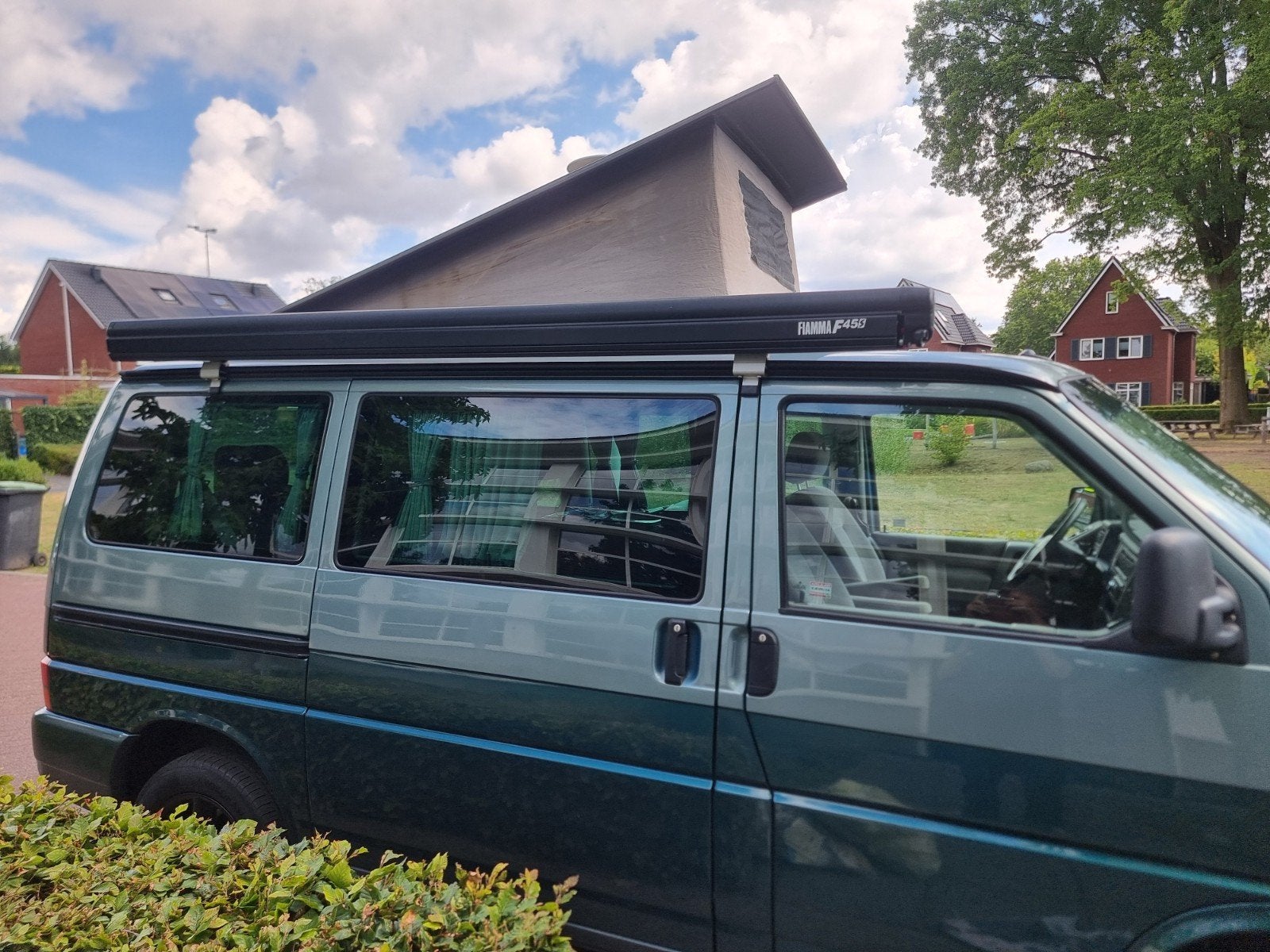 zeer nette vakantie klare camper vw t4 met garantie, Stof, 4 stoelen, 2500 kg, Bedrijf