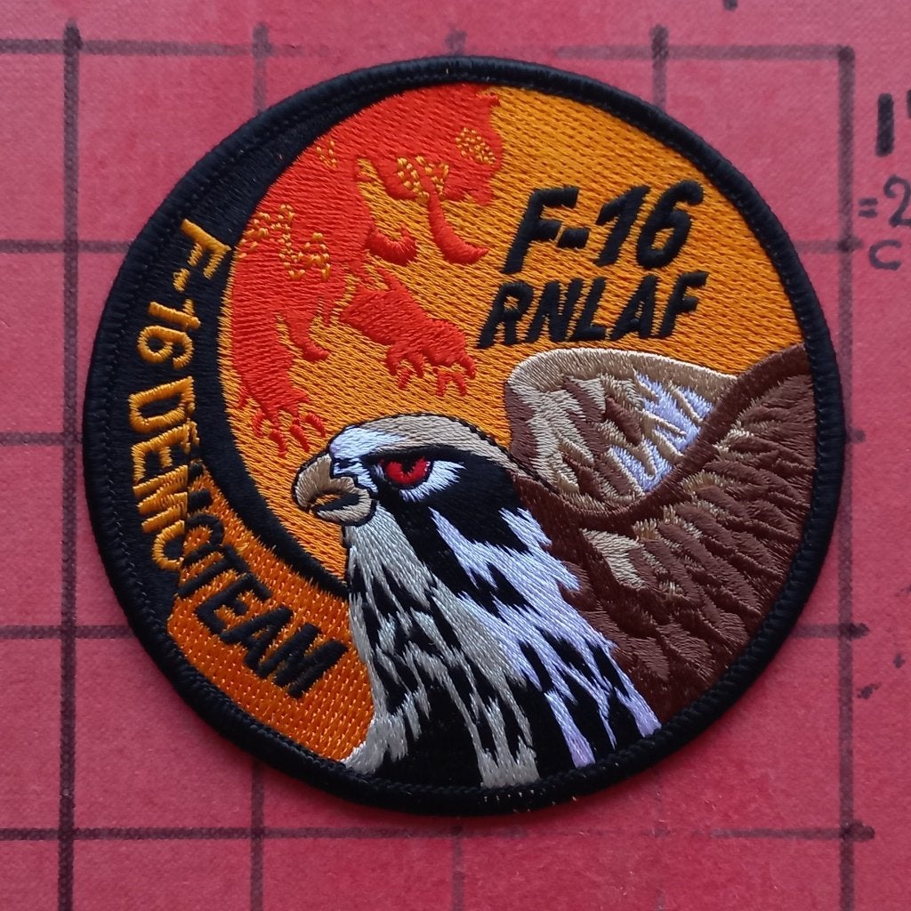 KLU PATCH EMBLEEM F-16 SOLO DISPLAY TEAM ORANGE LION, Verzamelen, Ophalen of Verzenden, Luchtmacht, Nederland, Embleem of Badge