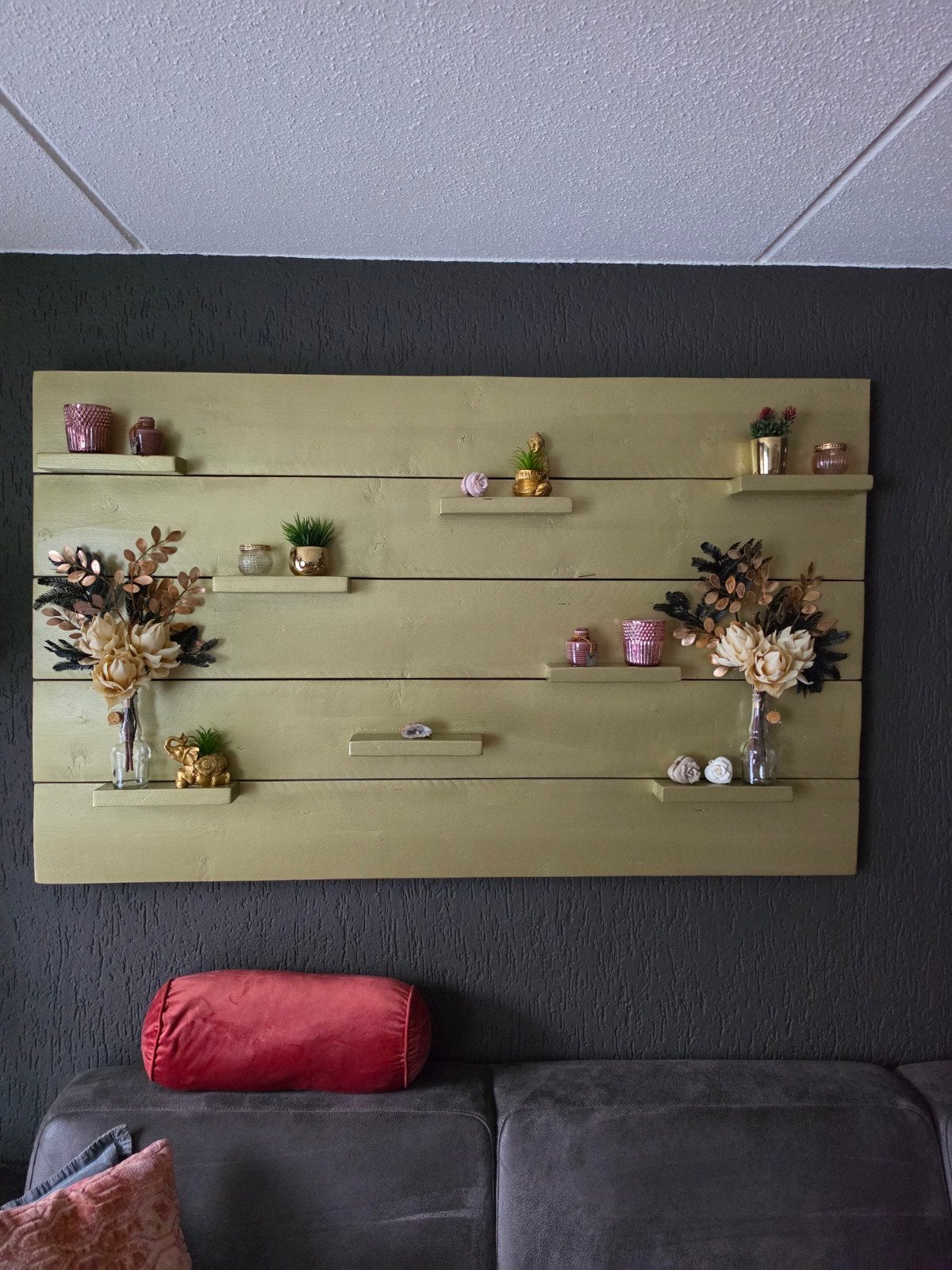 Wand boord te koop, Ophalen