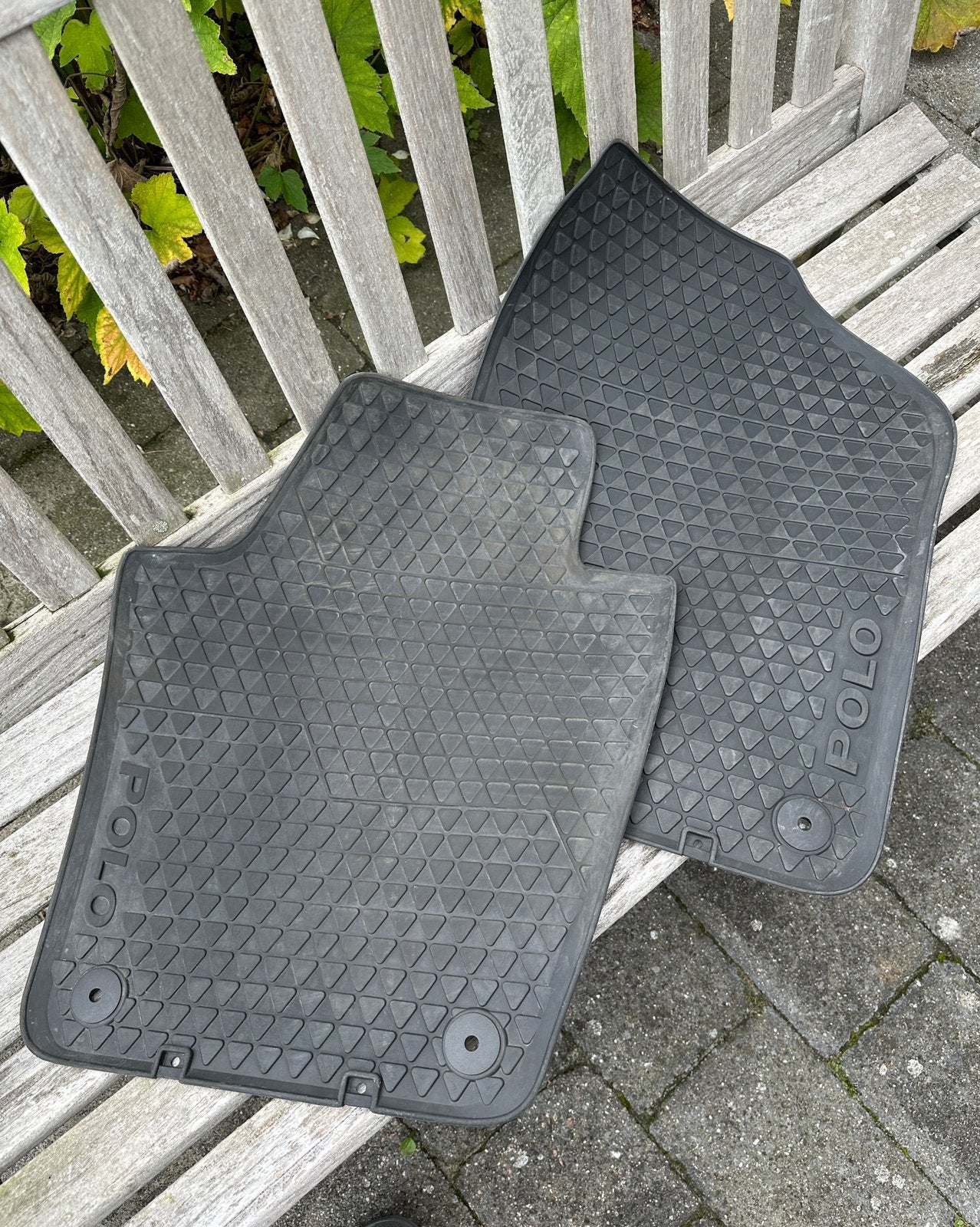 Originele VW Polo 6C rubberen vloermatten (voor), Ophalen of Verzenden, Gebruikt