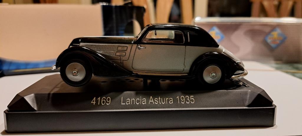 Lancia astura 1935 1:43, Ophalen of Verzenden, Overige merken