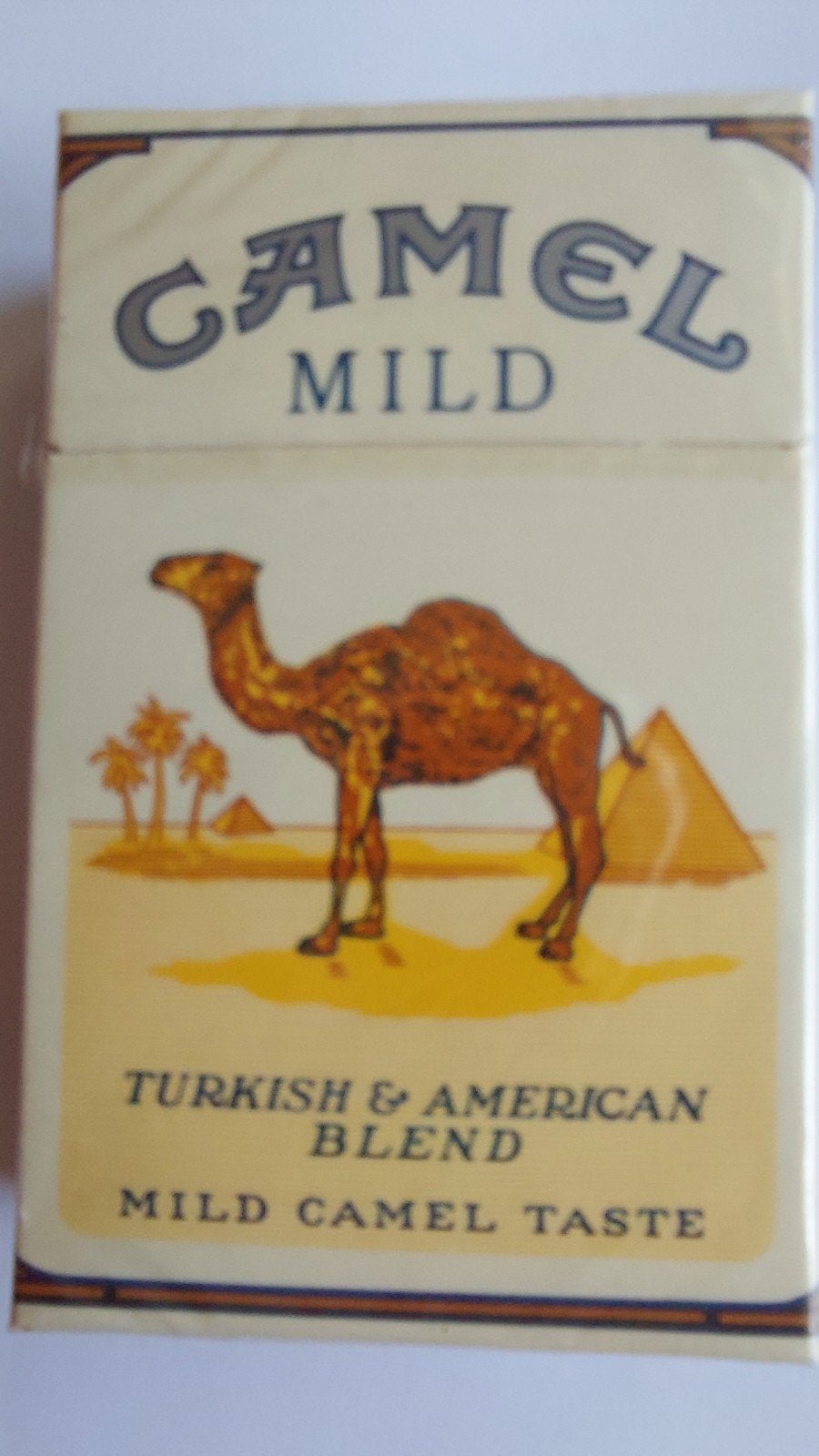 Vintage ongeopende Camel Mild sigarettenverpakking, Verzamelen, Ophalen of Verzenden, Nieuw, Tabaksdoos of Verpakking