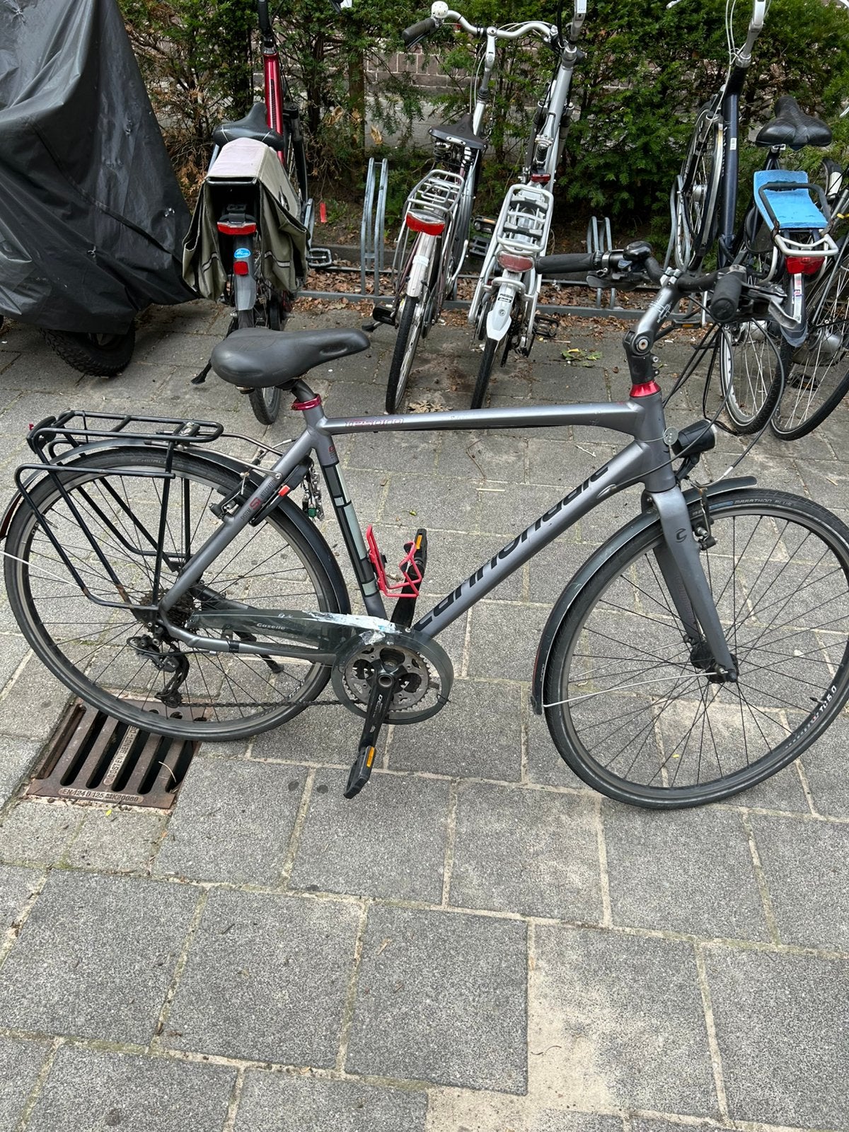 CUBE Hyde 28 inch - Urban/City fiets - grijs, Fietsen en Brommers, Ophalen, Zo goed als nieuw, Meer dan 20 versnellingen, Overige merken