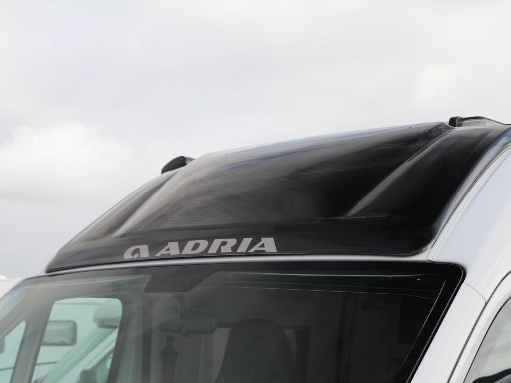 Adria Supreme 640 SLB Trekhaak Zonnepaneel Navi Panoramaraam, Caravans en Kamperen, Buscamper of Camperbus, Ringverwarming, Fiat