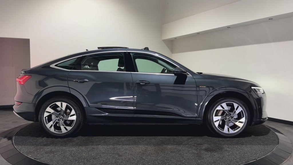 Audi e-tron Sportback 55 quattro Business edition Plus 95 kW, Auto's, Audi, 131 €/maand, 95 kWh, Met garantie (alle), Vierwielaandrijving