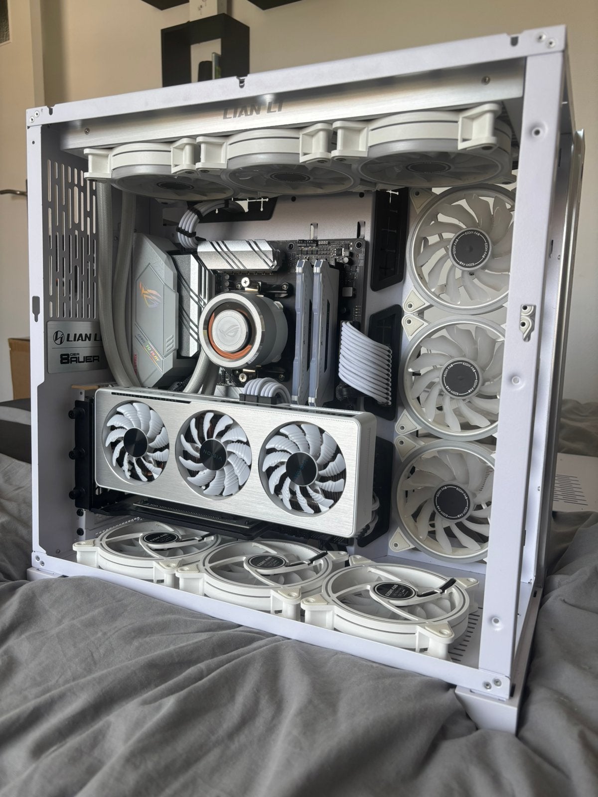Gaming pc Rtx 3060 ti & ryzen 5 5600x incl waterkoeling., Computers en Software, Computerbehuizingen, Ophalen, Zo goed als nieuw