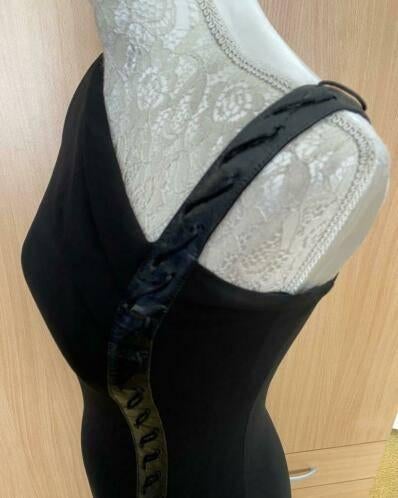 Courtisane lange jurk maat S, Kleding | Dames, Gelegenheidskleding, Overige typen, Zwart, Ophalen of Verzenden, Zo goed als nieuw