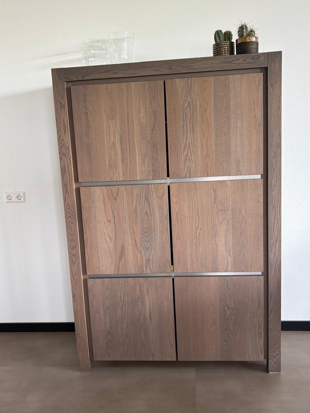 Kast Goossens (set met tafel), Huis en Inrichting, Kasten | Wandmeubels, Ophalen of Verzenden, Zo goed als nieuw, 25 tot 50 cm