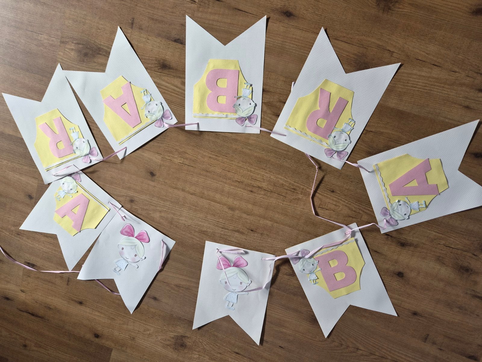 Handgemaakte 'BARBARA' slinger, Roze, Overige thema's, Nieuw, Ophalen of Verzenden