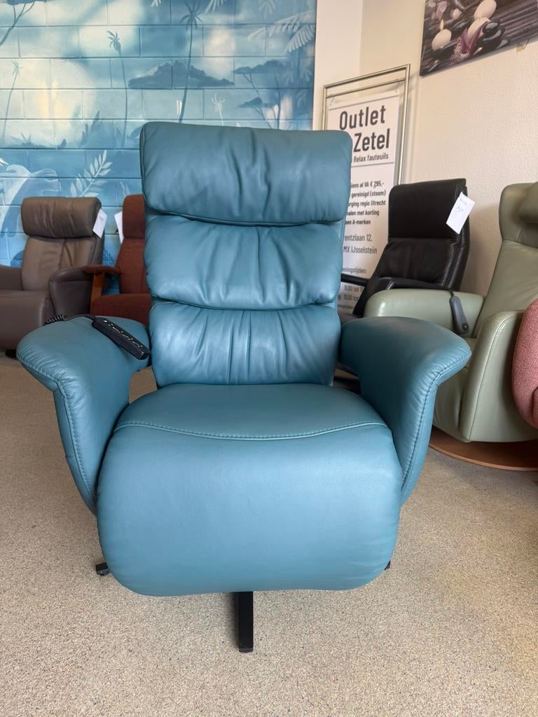 Meubelzorg Fameux sta op fauteuil relax stoel gratis bezorgd, Huis en Inrichting, Fauteuils, Ophalen of Verzenden, Nieuw, Leer
